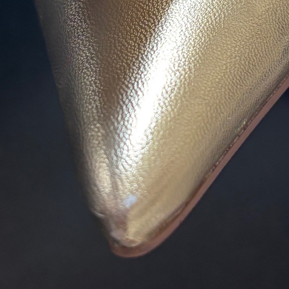 Size 7.5 (Medium Width) Gild/gold  Marciano 3.5" high Classic Leather Pumps - Picture 6 of 9